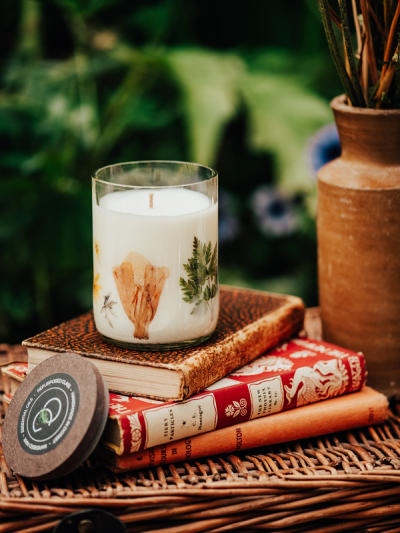 The Herbarium candle