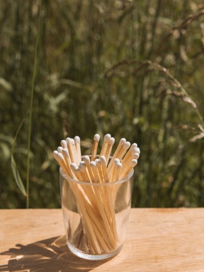 Clear Pot with Extra Long Matches