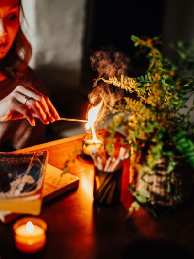 Long Matches in Olive Glass Pot